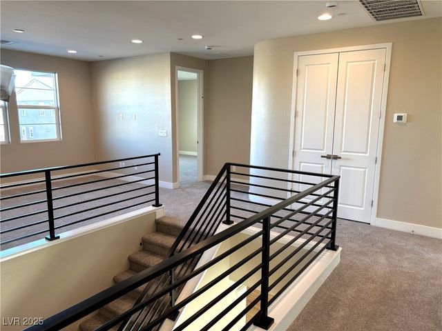 8775 Spencer Garrett Street, Las Vegas, NV 89113