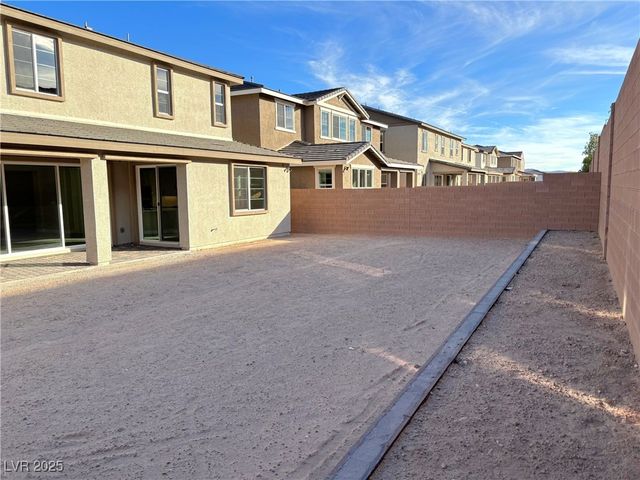 8775 Spencer Garrett Street, Las Vegas, NV 89113