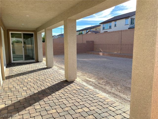 8775 Spencer Garrett Street, Las Vegas, NV 89113