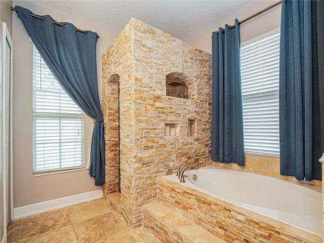 1269 Scarlet Oak Circle, Vero Beach, FL 32966