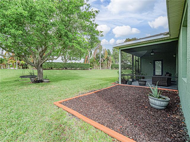 1269 Scarlet Oak Circle, Vero Beach, FL 32966