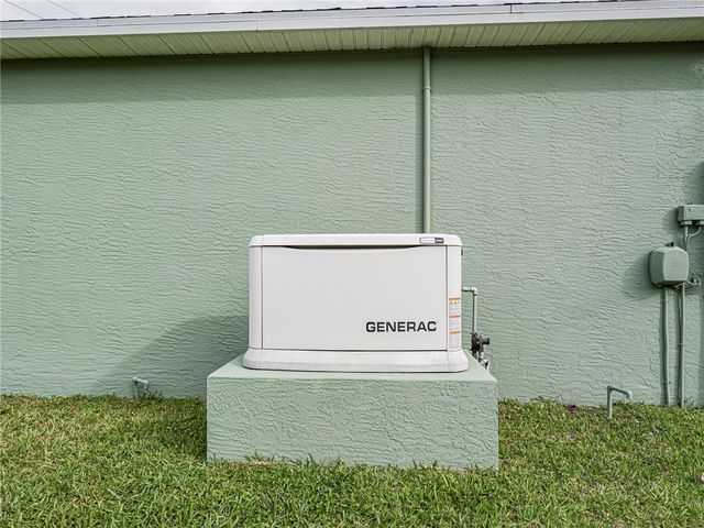 1269 Scarlet Oak Circle, Vero Beach, FL 32966