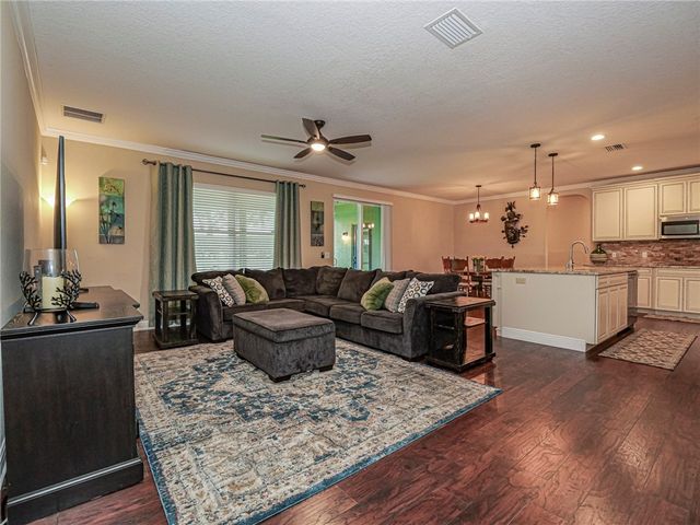 1269 Scarlet Oak Circle, Vero Beach, FL 32966