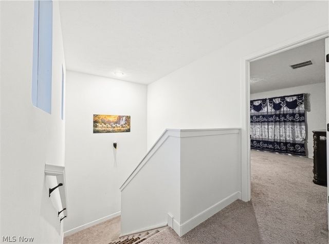 524 Auld Farm Circle, Akron, OH 44320