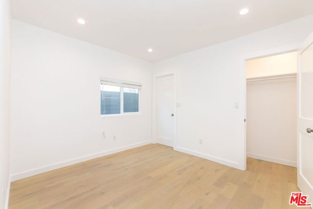 2815 S Mansfield Avenue, Los Angeles, CA 90016