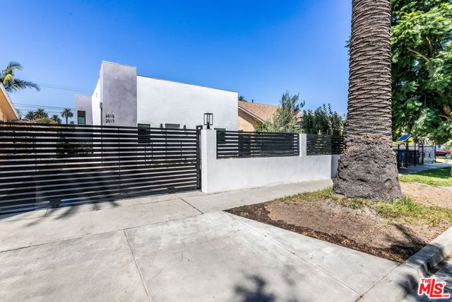 2815 S Mansfield Avenue, Los Angeles, CA 90016