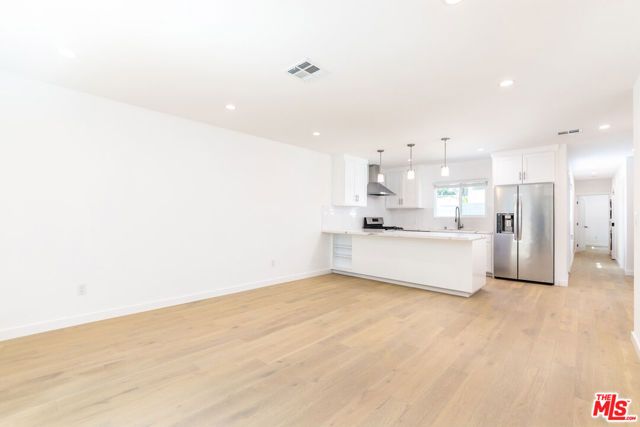 2815 S Mansfield Avenue, Los Angeles, CA 90016