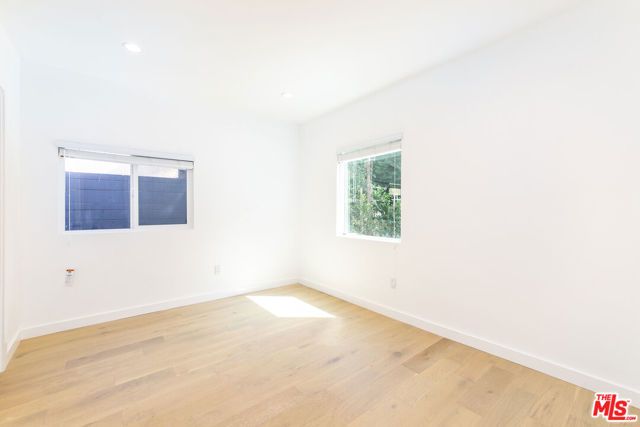 2815 S Mansfield Avenue, Los Angeles, CA 90016