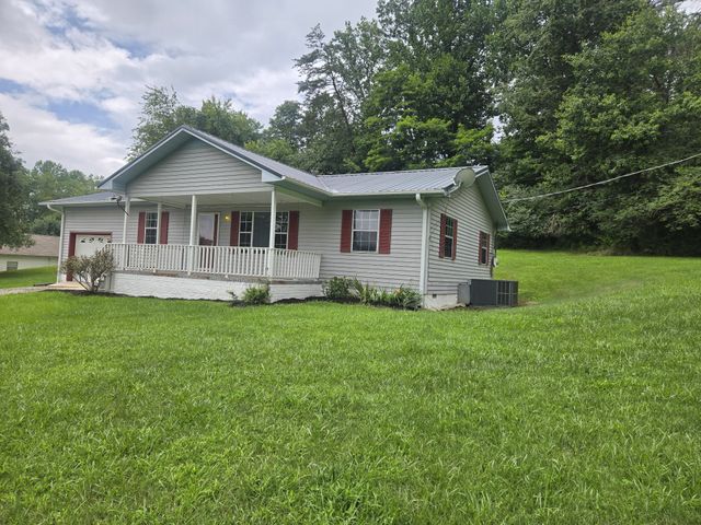 193 W Lee Dr, Palmer, TN 37365