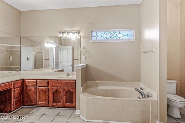 2035 Greencliff Drive, Southaven, MS 38672