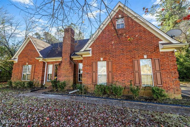 2035 Greencliff Drive, Southaven, MS 38672