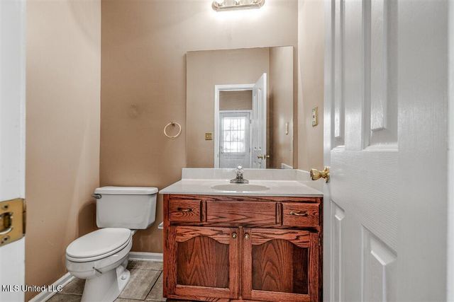 2035 Greencliff Drive, Southaven, MS 38672