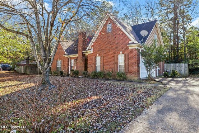 2035 Greencliff Drive, Southaven, MS 38672