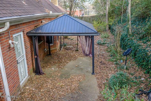 2035 Greencliff Drive, Southaven, MS 38672