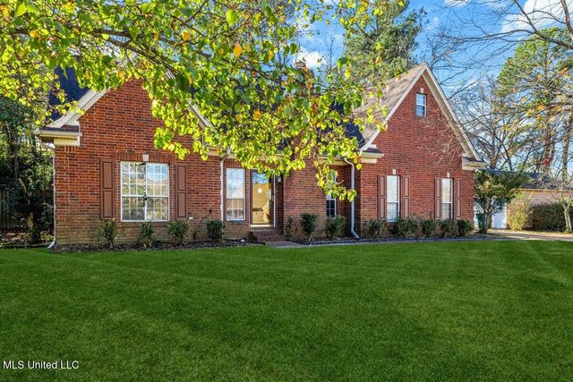 2035 Greencliff Drive, Southaven, MS 38672