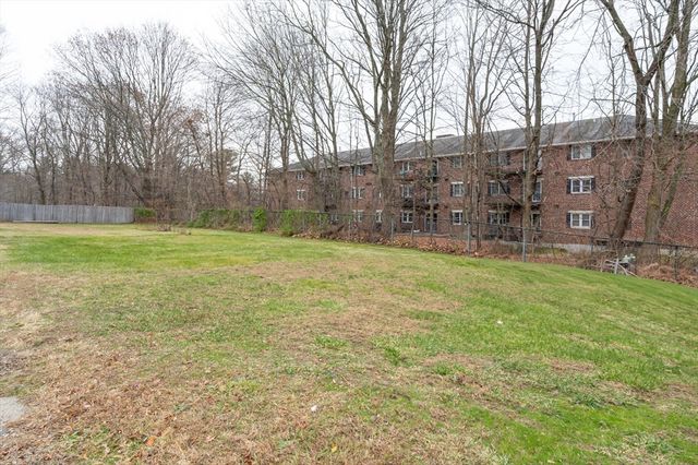 29 Mill St B, Dracut, MA 01826