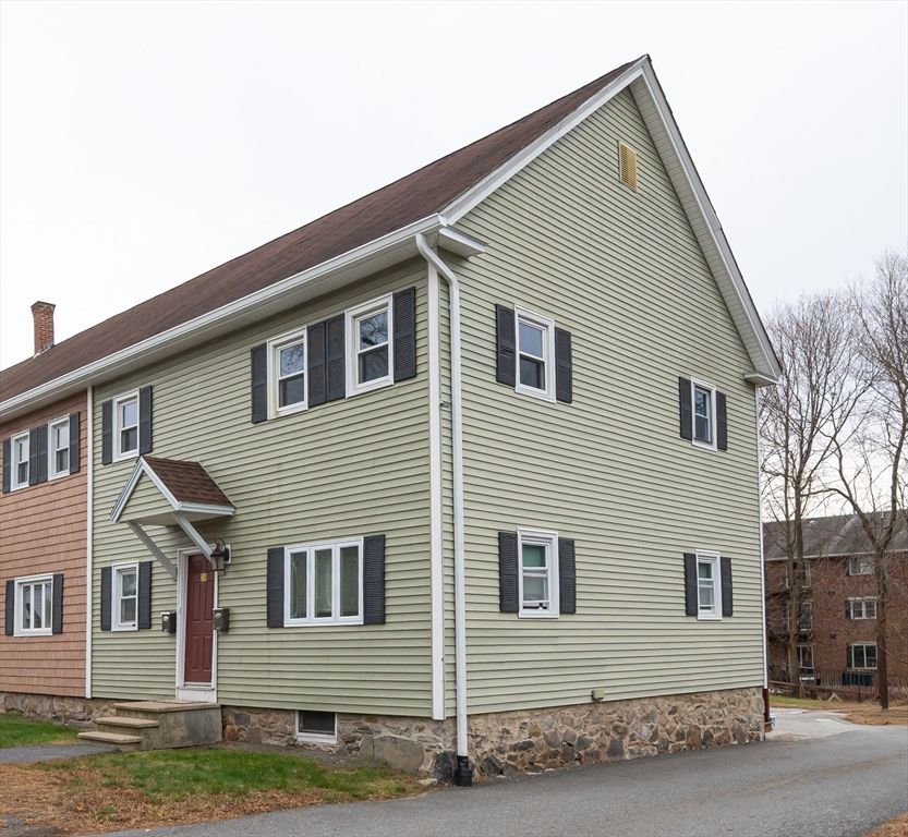 29 Mill St B, Dracut, MA 01826