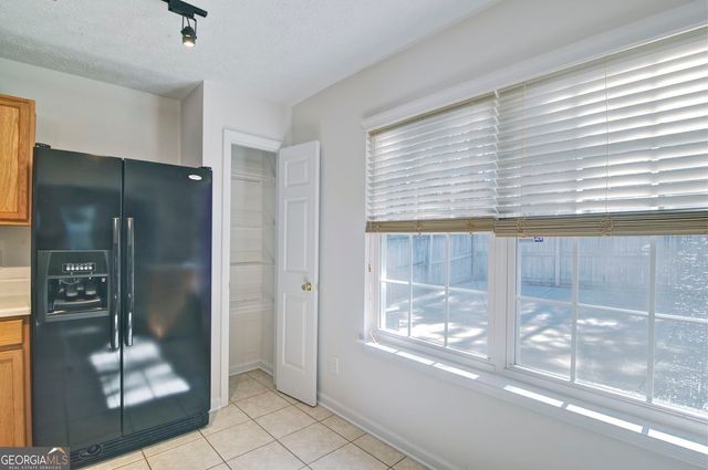 252 Oak Grove Way, Acworth, GA 30102