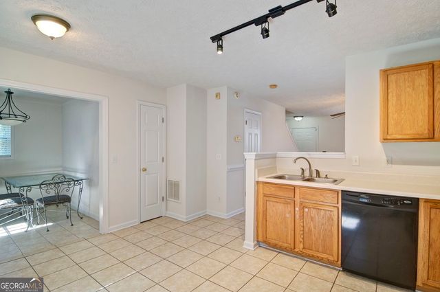 252 Oak Grove Way, Acworth, GA 30102