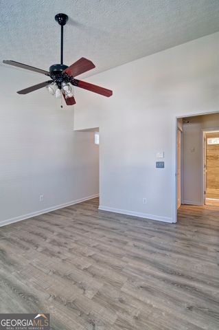 252 Oak Grove Way, Acworth, GA 30102