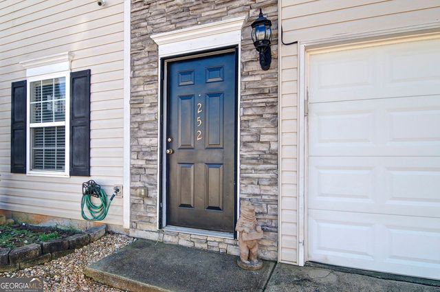 252 Oak Grove Way, Acworth, GA 30102