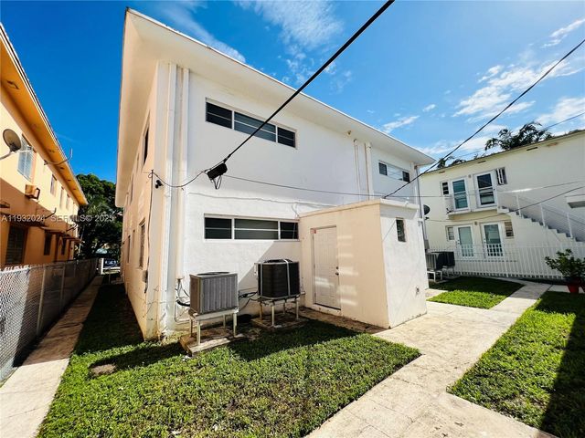 1001 Bay Dr 941, Miami Beach, FL 33141