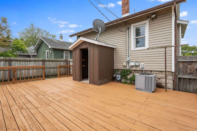 6805 Madison Avenue, Hammond, IN 46324