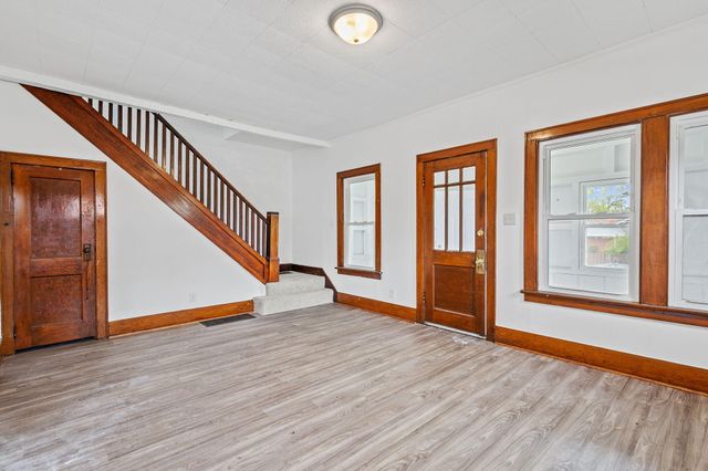 6805 Madison Avenue, Hammond, IN 46324