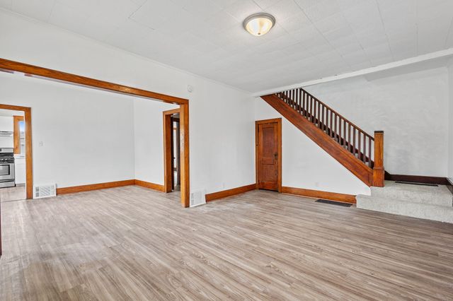 6805 Madison Avenue, Hammond, IN 46324