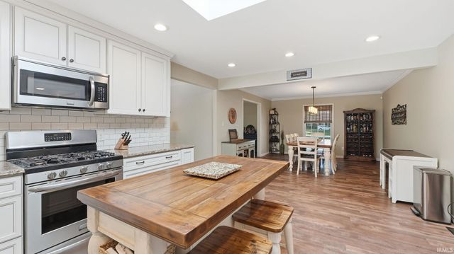 10509 Uncas Trail, Fort Wayne, IN 46804