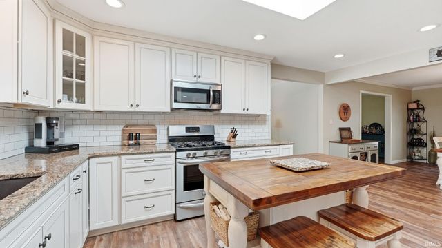 10509 Uncas Trail, Fort Wayne, IN 46804