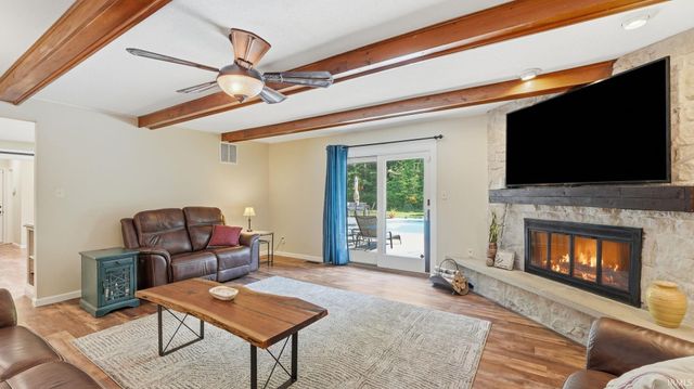 10509 Uncas Trail, Fort Wayne, IN 46804