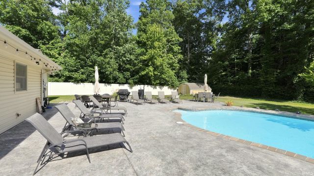 10509 Uncas Trail, Fort Wayne, IN 46804