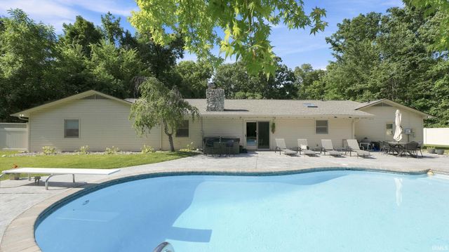10509 Uncas Trail, Fort Wayne, IN 46804