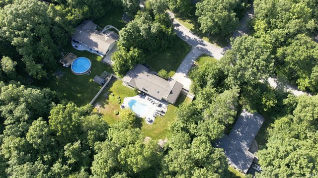 10509 Uncas Trail, Fort Wayne, IN 46804