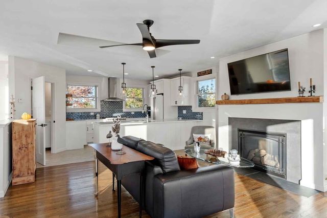 34 Old County Rd, Salisbury, MA 01952