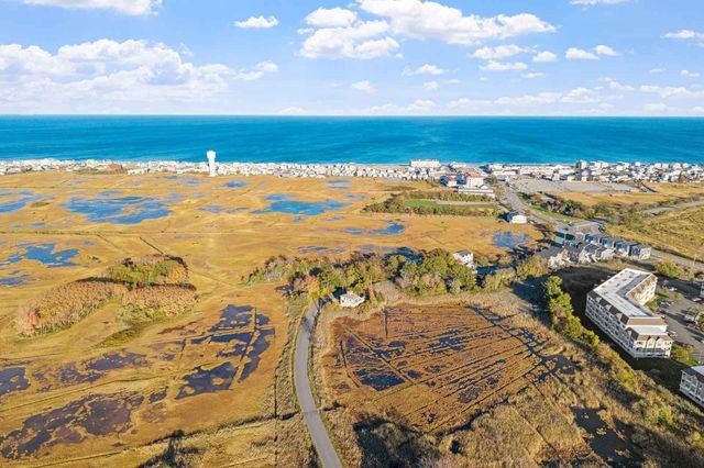 34 Old County Rd, Salisbury, MA 01952