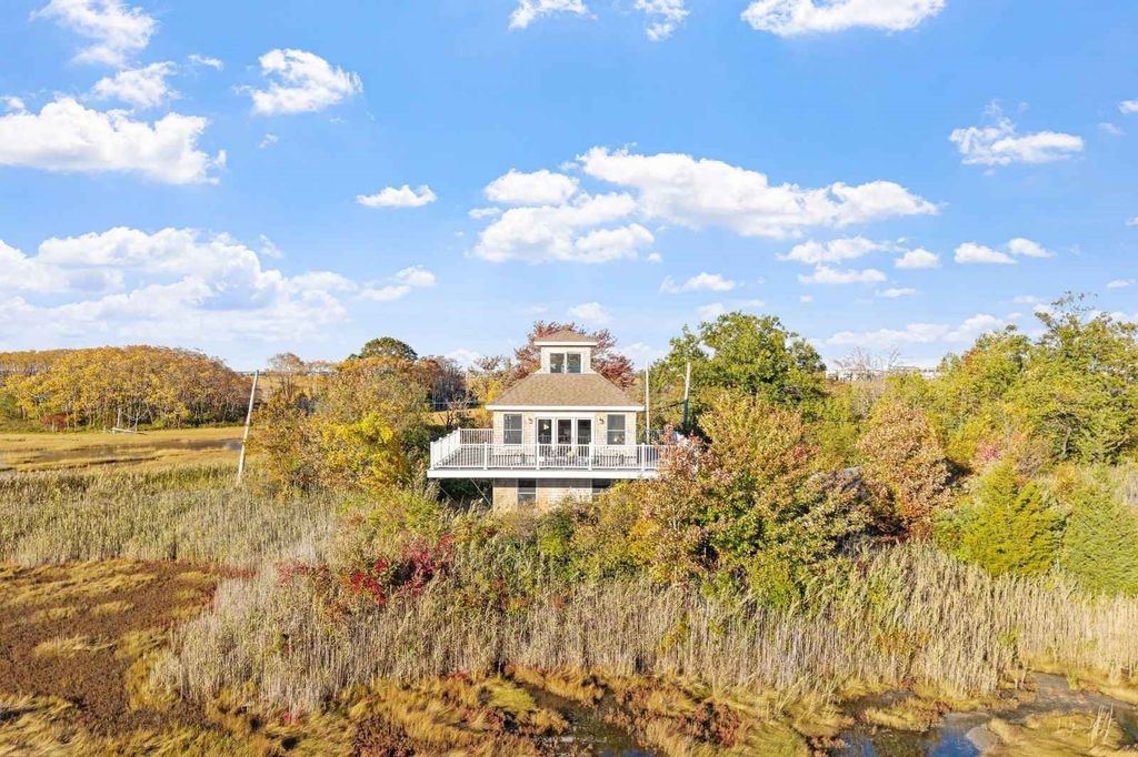 34 Old County Rd, Salisbury, MA 01952