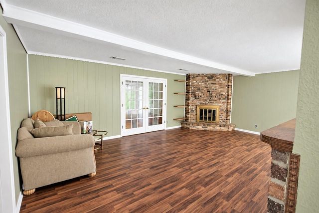 10030 Lost Pine Drive, Baytown, TX 77521