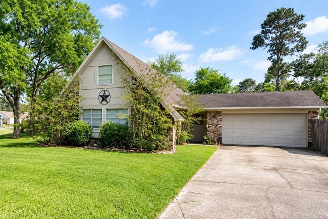 10030 Lost Pine Drive, Baytown, TX 77521