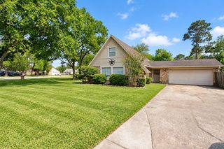 10030 Lost Pine Drive, Baytown, TX 77521