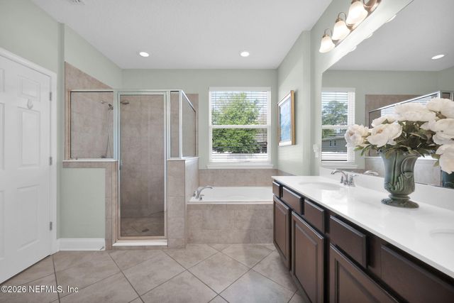 4602 MAPLE LAKES Drive, Jacksonville, FL 32257