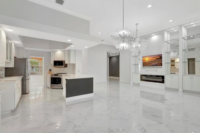 11324 SW Olmstead Drive, Port St Lucie, FL 34987