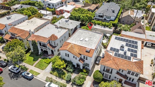 8130 Blackburn Avenue, Los Angeles, CA 90048
