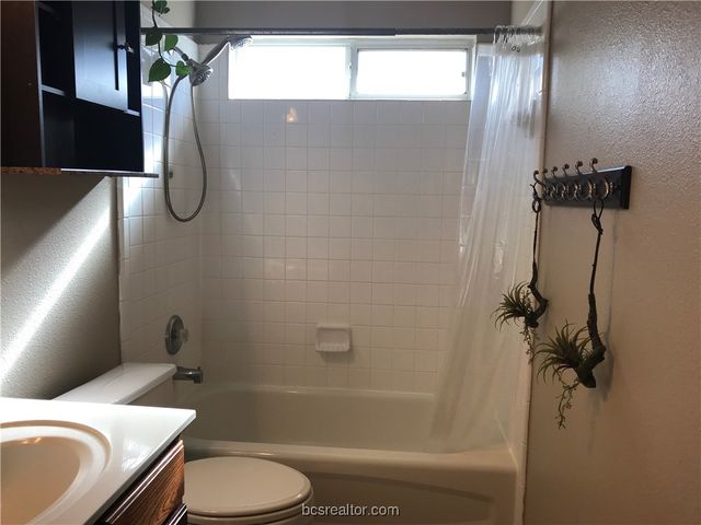 3710 Westfield Drive, College Station, TX 77845