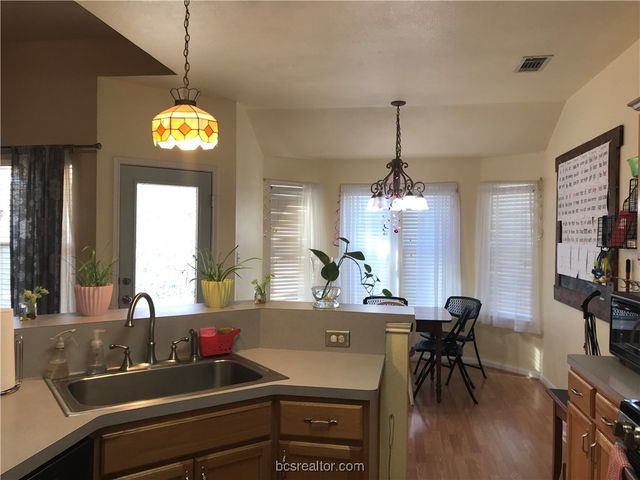 3710 Westfield Drive, College Station, TX 77845