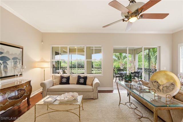 2605 Estrella CT PH 3, Naples, FL 34109