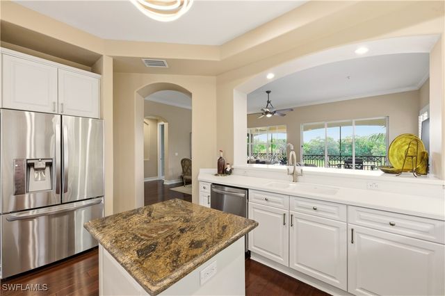 2605 Estrella CT PH 3, Naples, FL 34109