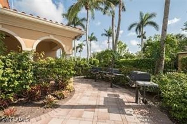 2605 Estrella CT PH 3, Naples, FL 34109