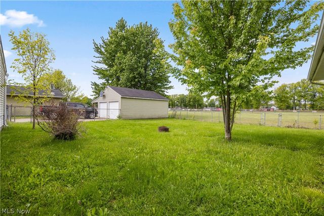 1731 Abbe Road S, Elyria, OH 44035